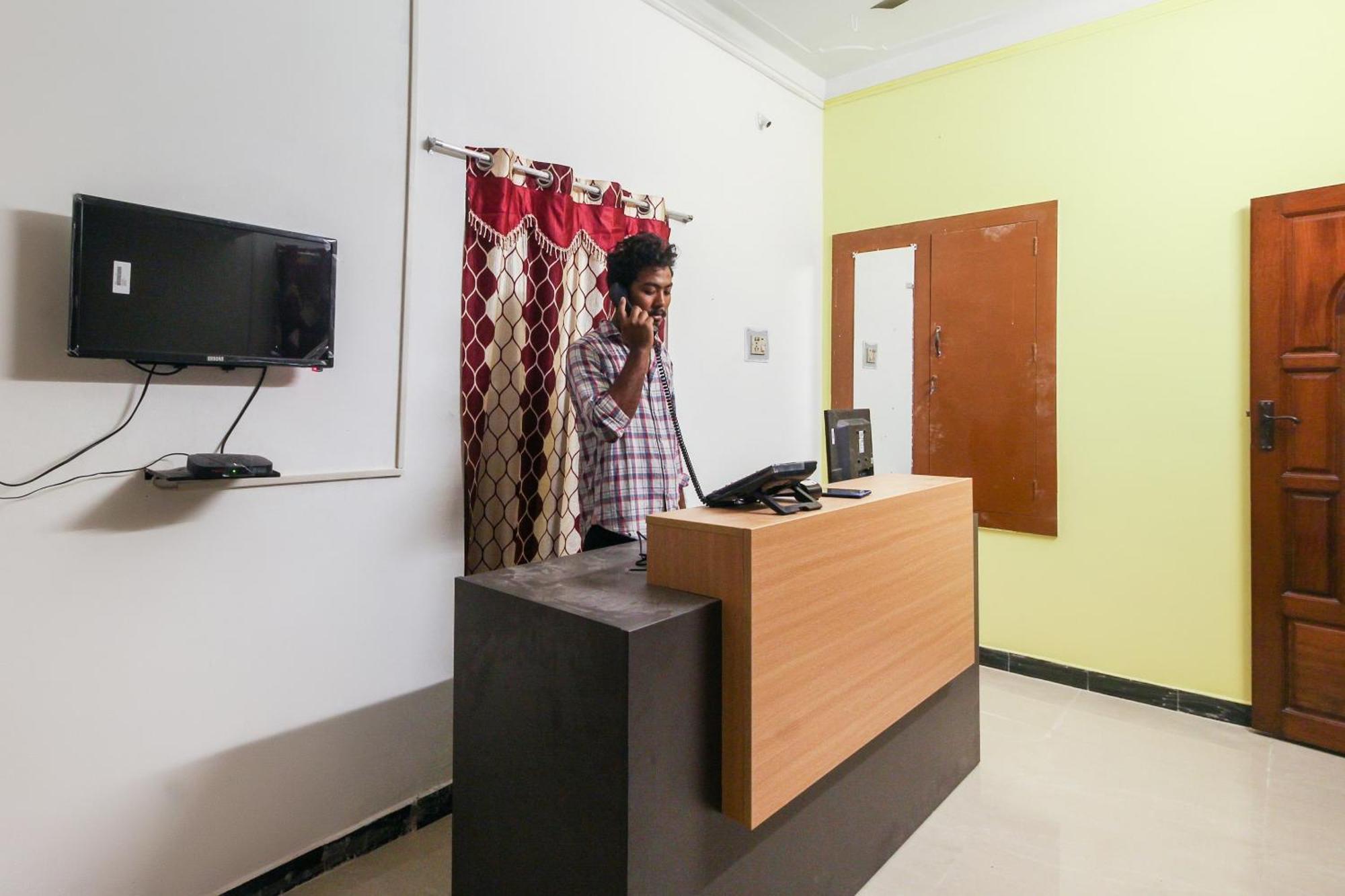Hotel Lakshmi Narayana 세일럼 외부 사진