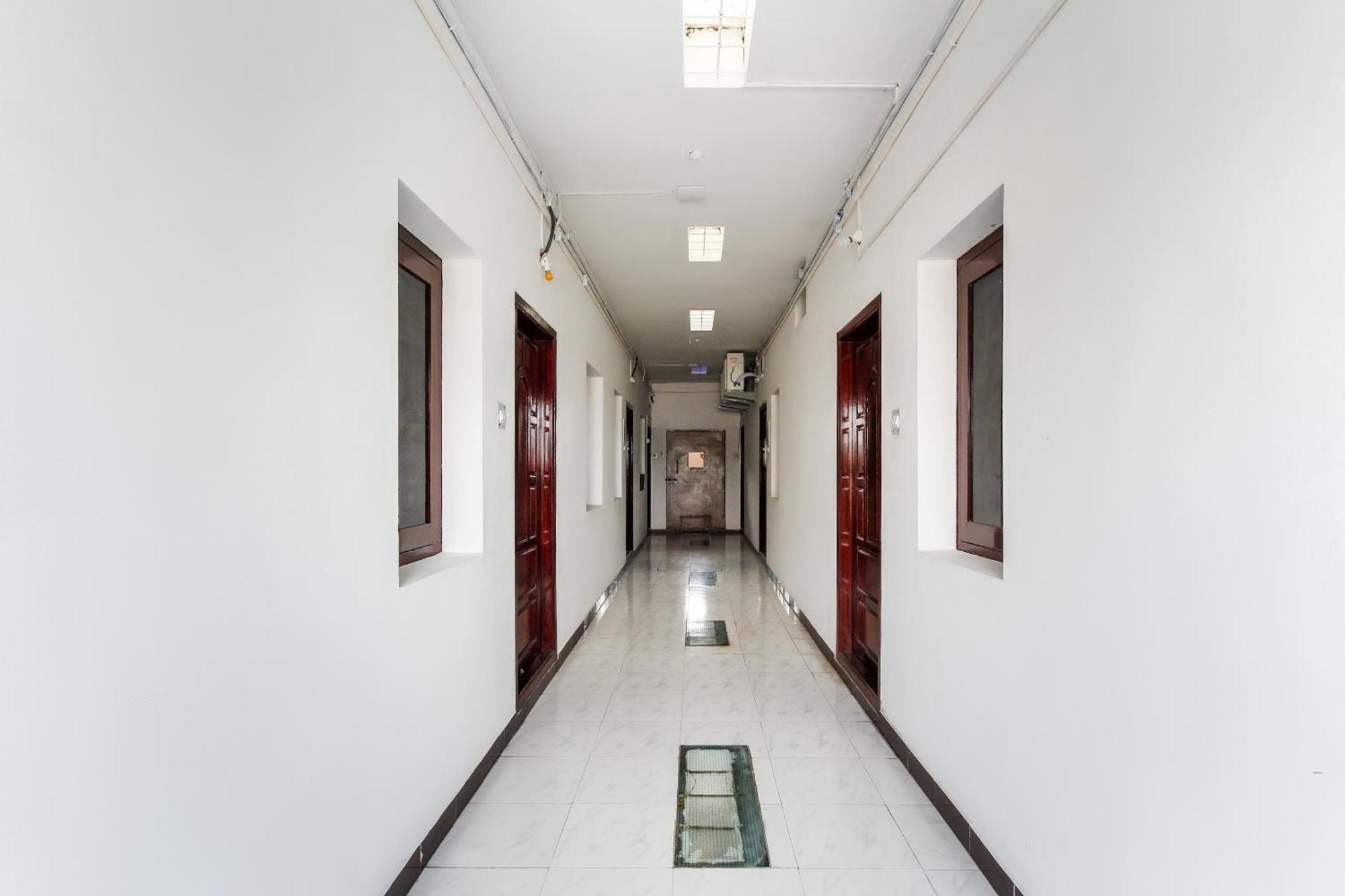 Hotel Lakshmi Narayana 세일럼 외부 사진
