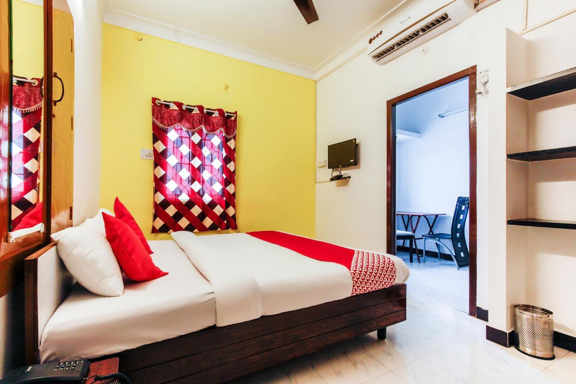 Hotel Lakshmi Narayana 세일럼 외부 사진